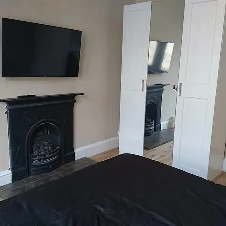 Murrayfield Spacious 2-Bedroom Apartment Edinburgh Exterior photo