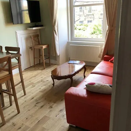 Murrayfield Spacious 2-Bedroom Apartment Edinburgh Exterior photo