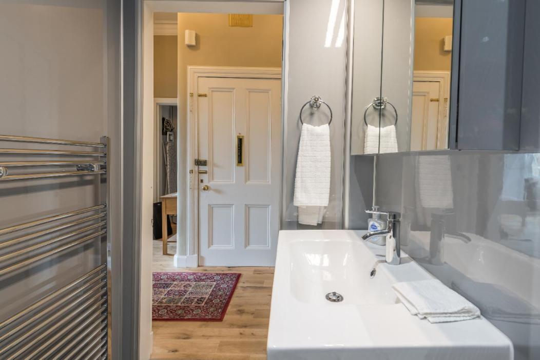 Murrayfield Spacious 2-bedroom Apartamento *